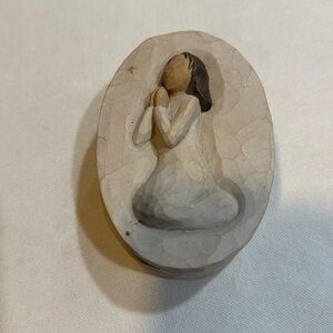 WILLOW TREE ANGEL OF PRAYER KEEPSAKE BOX (RETIRED)